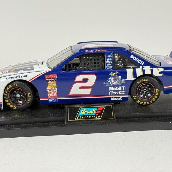 Revell Rusty Wallace 2 Miller Lite 1997 NASCAR Thunderbird Diecast No Back Wheel - Picture 8 of 9